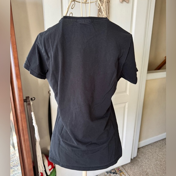 Women’s Tee - Picture 2 of 4